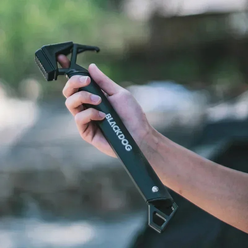 مطرقة التخييم BLACKDOG، أداة ن - مراجعة Outdoor Hunting Dog Supply وسعره